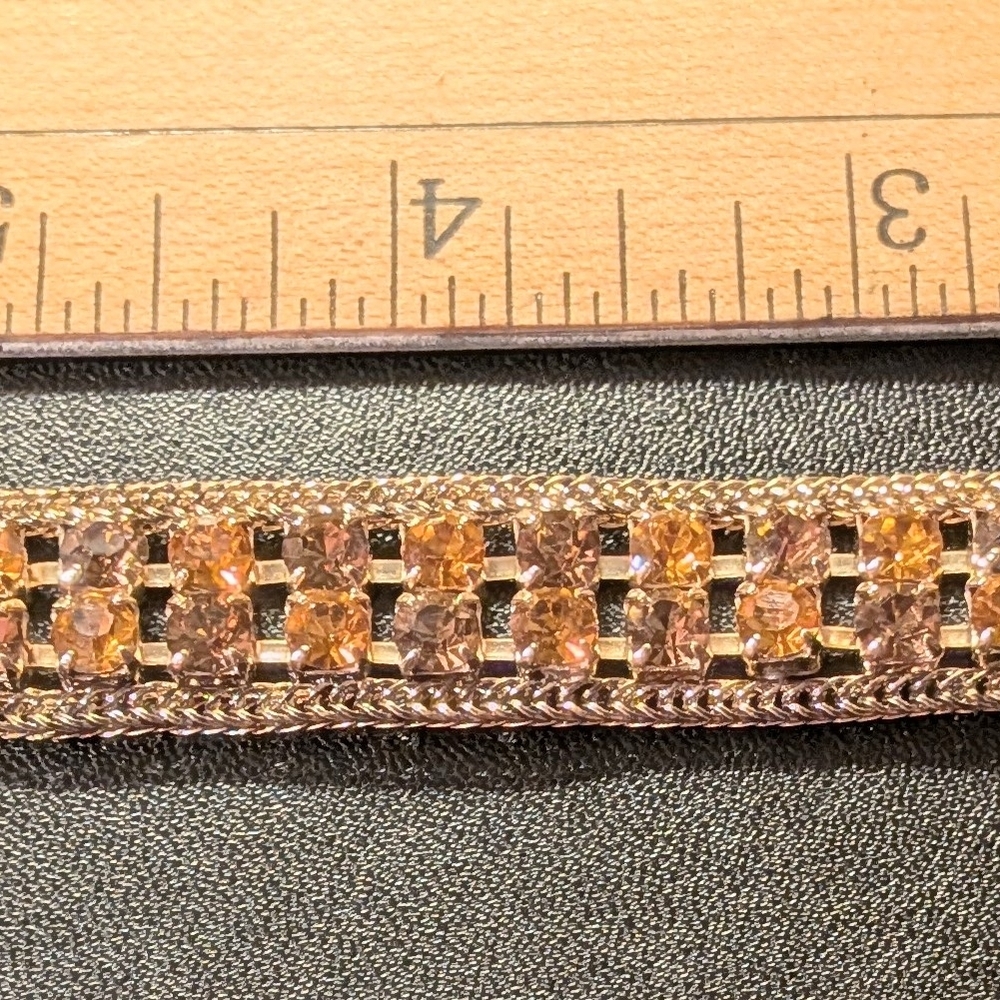 Vintage Elegant Gold and Bronze Coloured Bracelet. 7 Inches - Picture 2 of 4